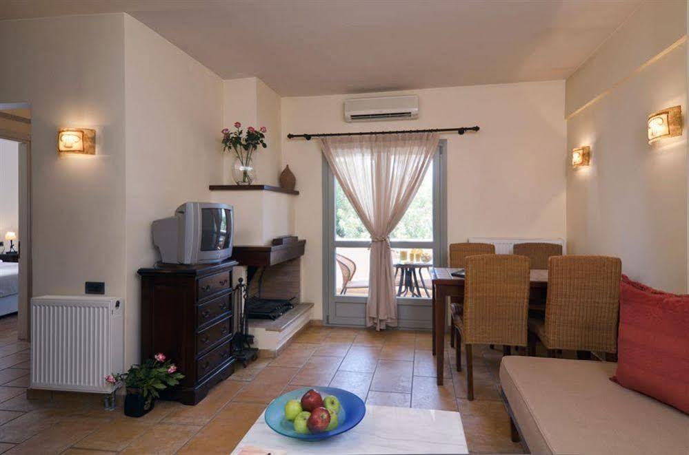 Harmony Hotel Apartments Selianítika Esterno foto